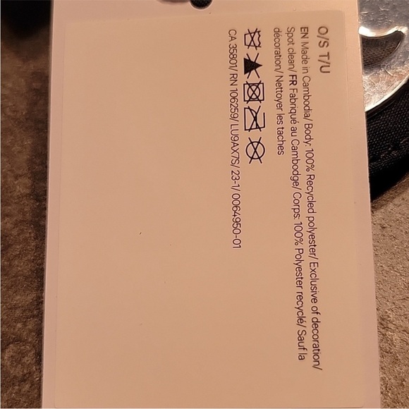 🎁🎄🎁 Lululemon Logo Bag Charm or Keychain New With Tags. Rare HTF Accessory - Picture 12 of 16